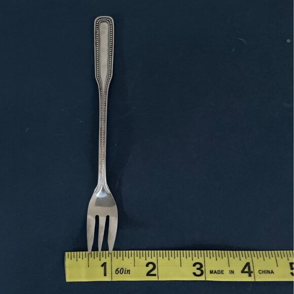 Stainless By Salem 1776 Pattern Cocktail Seafood Forks Set of 4 Flatware Beaded - Picture 3 of 6